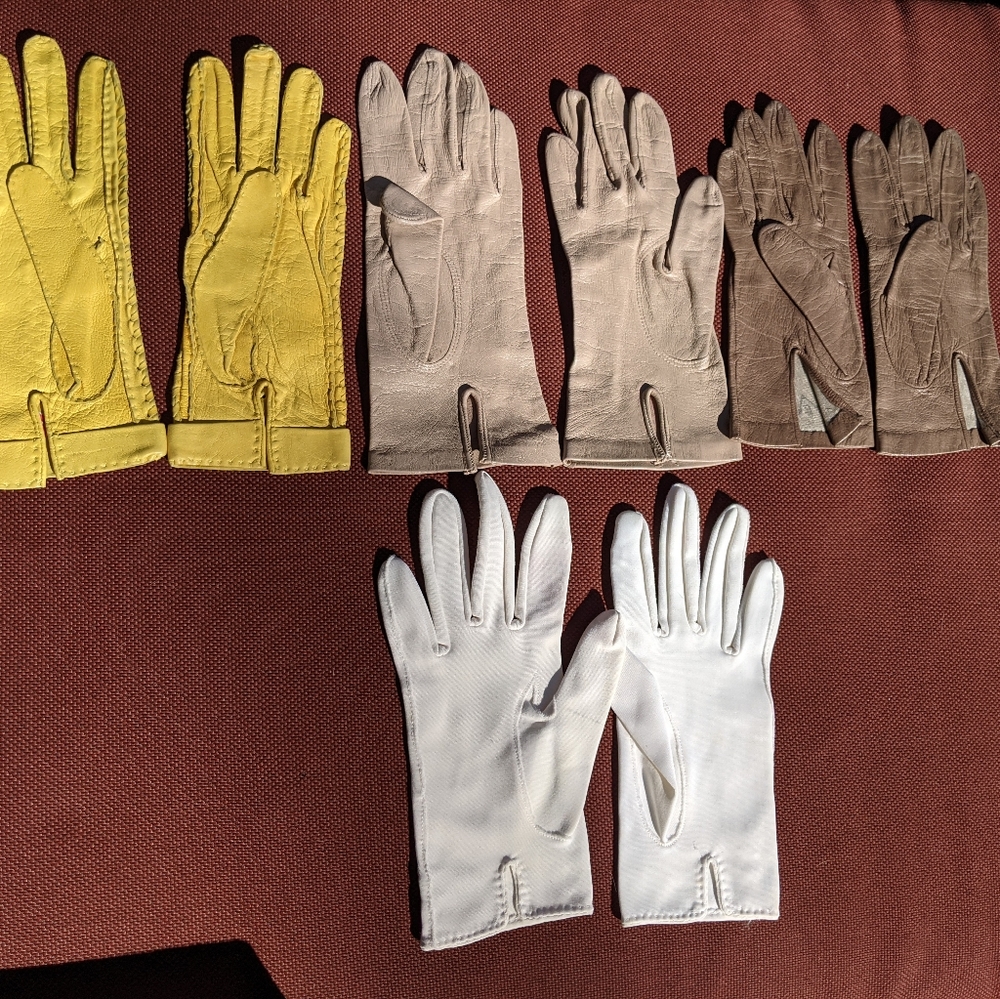 4 pairs vintage gloves petite